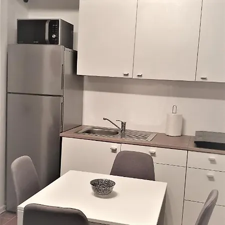 Cozy Penthouse In A New Business Building In City Center. Free Private Parking * Cluj-Napoca