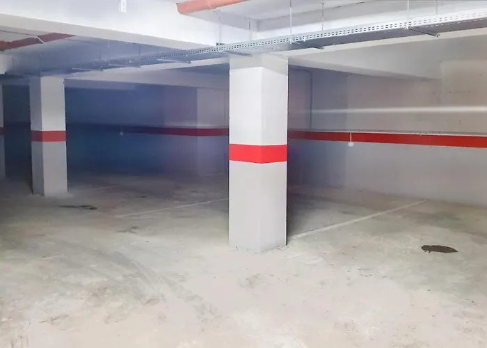 Cozy Penthouse In A New Business Building In City Center. Free Private Parking アパート